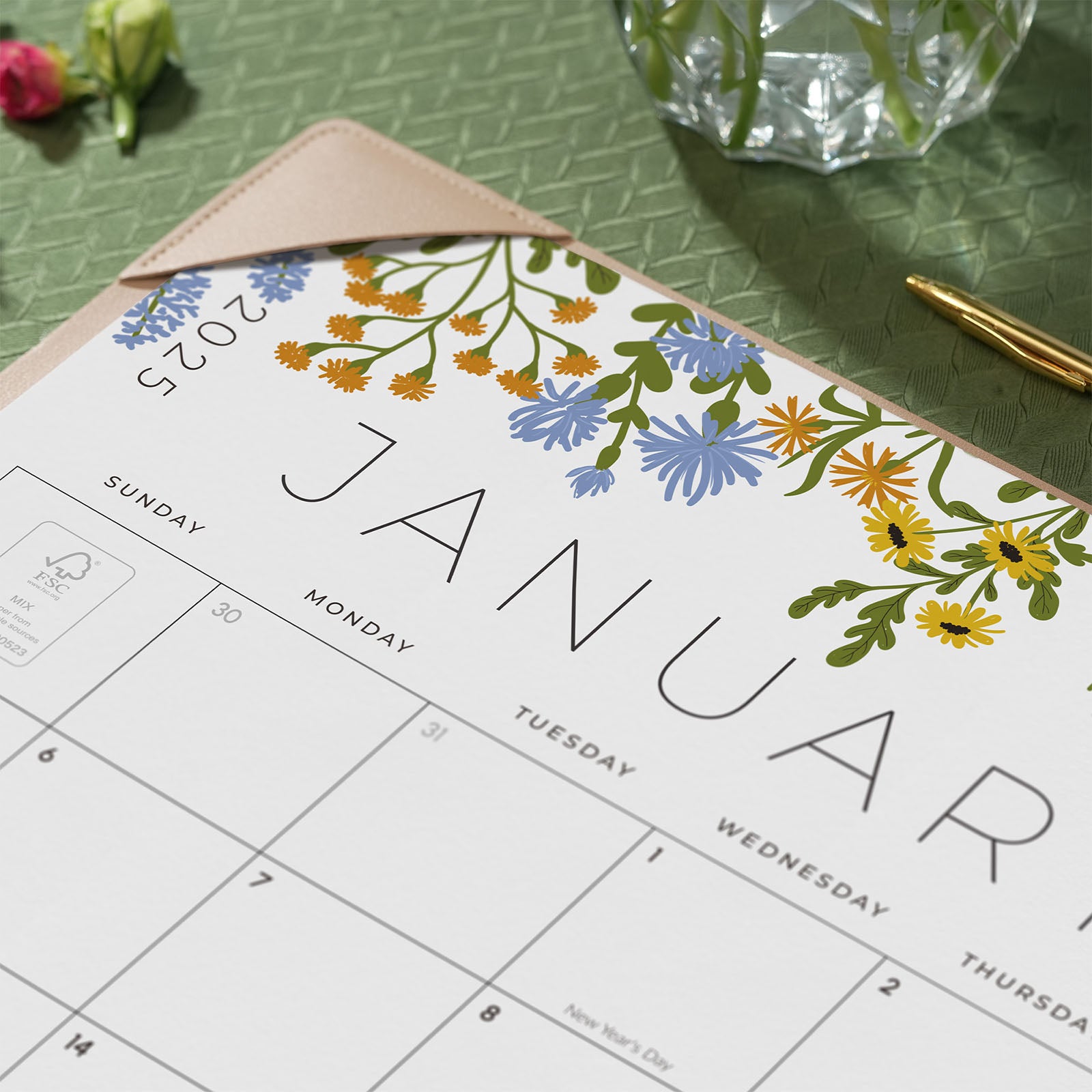 Cabbrix 2025-2026 Desk Calendar, Floral Elements, Apricot